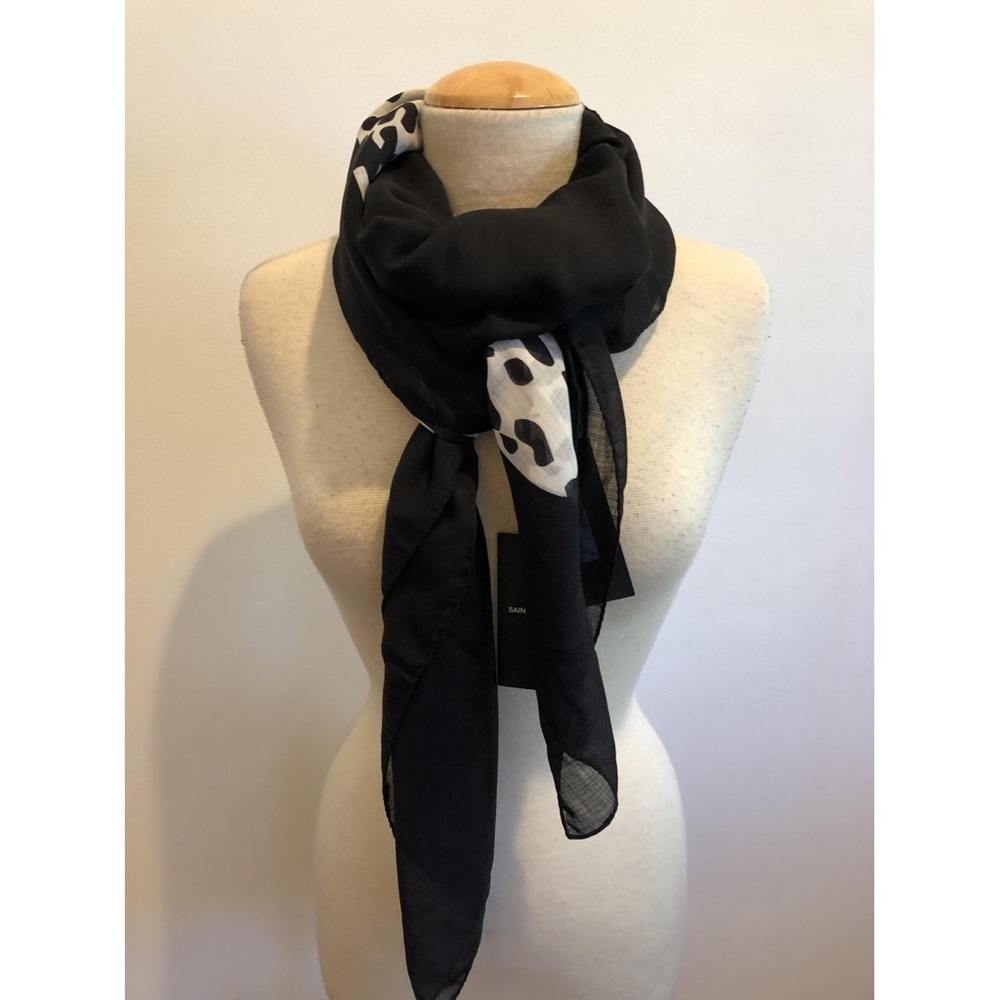 NEW Saint Laurent 2016 leopard shawl/wrap - Picture 4 of 8